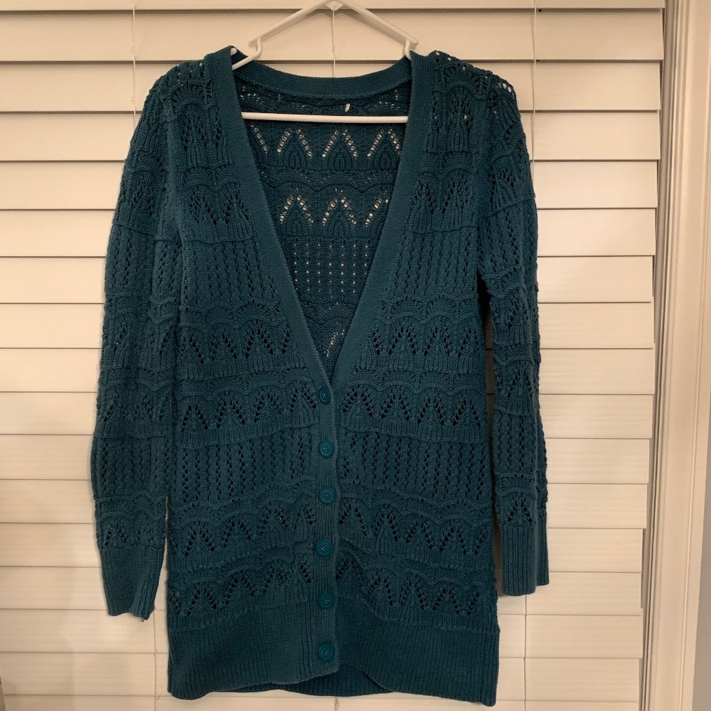 green/blue cardigan💚💙